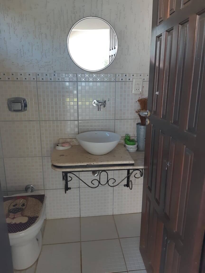 Casa à venda e aluguel com 3 quartos, 219m² - Foto 18