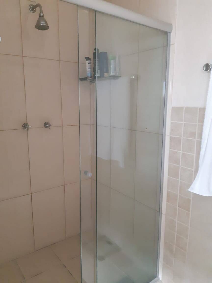 Casa à venda e aluguel com 3 quartos, 219m² - Foto 17