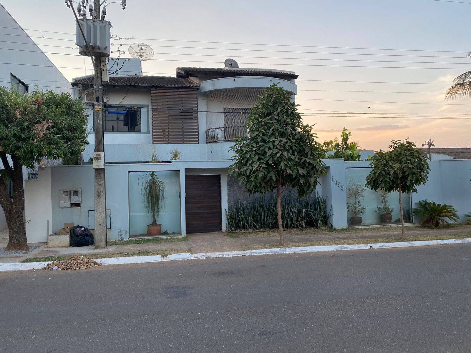 Casa, 6 quartos - Foto 1