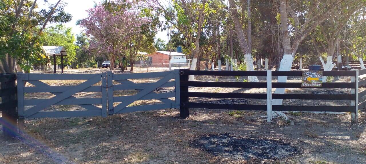 Sítio, 2 quartos, 4890 m² - Foto 1