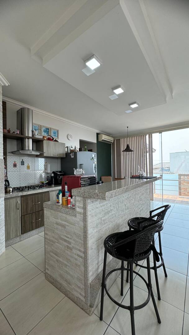 Casa, 3 quartos, 239 m² - Foto 5